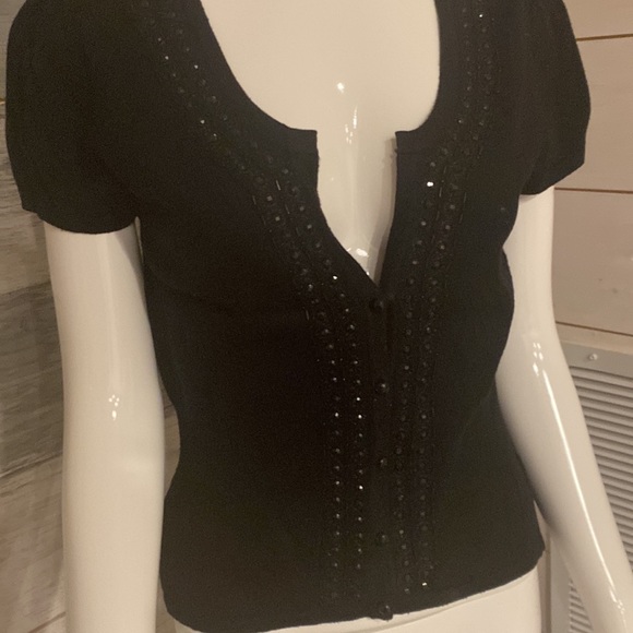 White House Black Market top - like new! - Picture 2 of 5